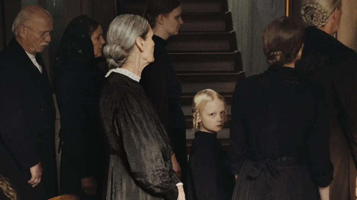 bg cover for O Som da Queda