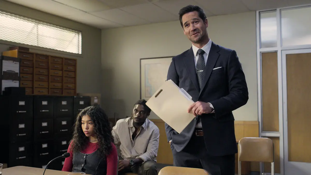 bg cover for O Poder e a Lei