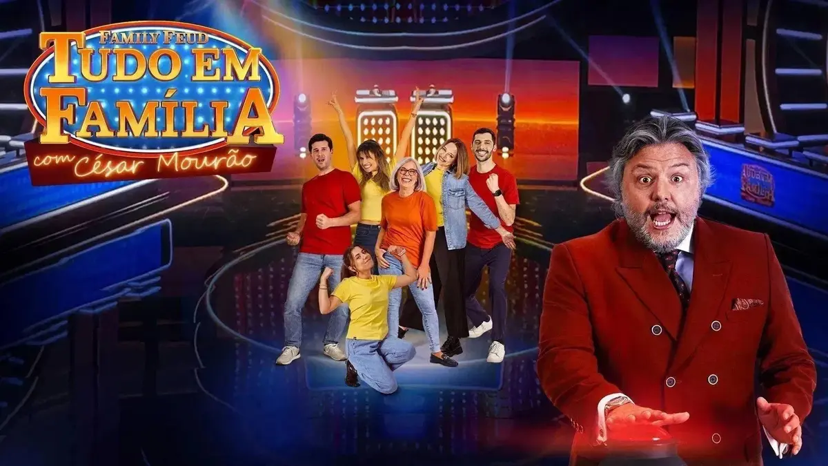 bg cover for Tudo em Família