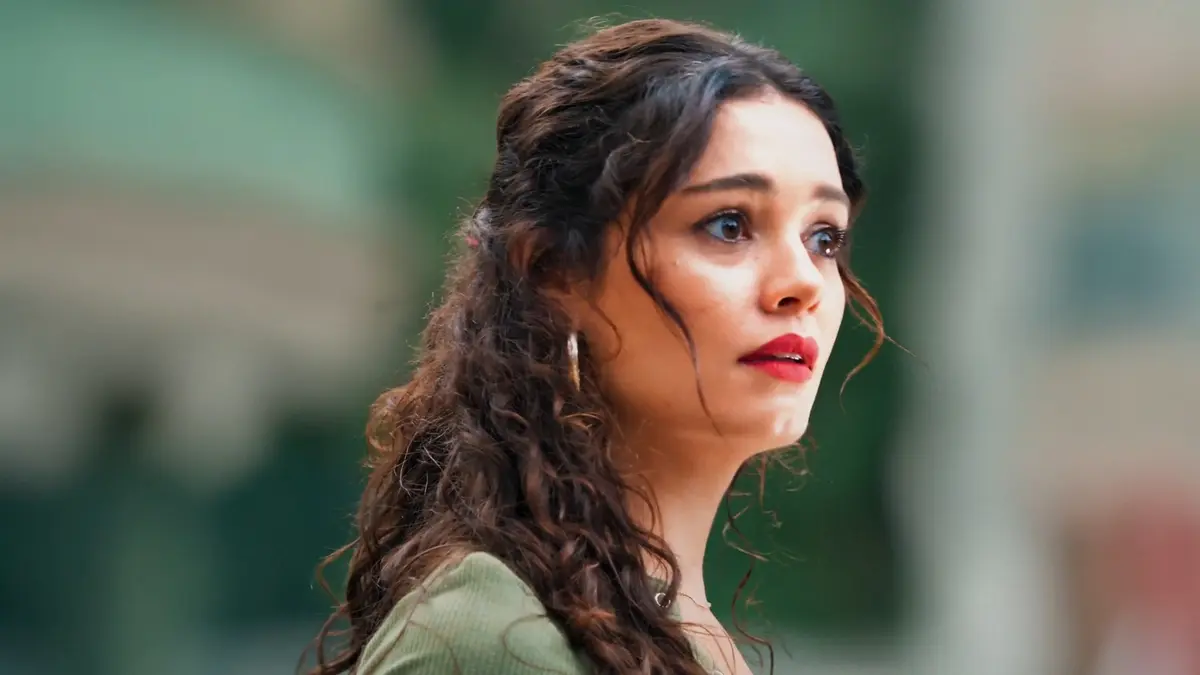 bg cover for Três Graças