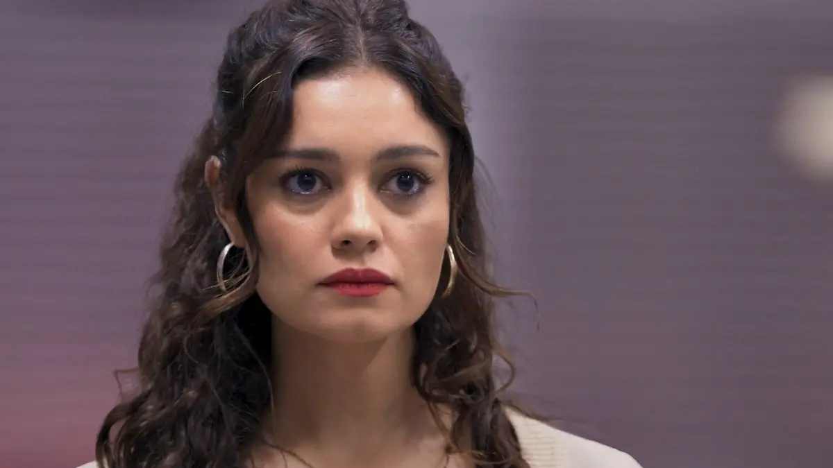 bg cover for Três Graças